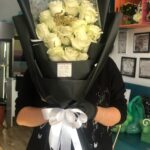 Buchet cu 17 trandafiri albi