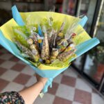Buchet cu fistic și dulciuri
